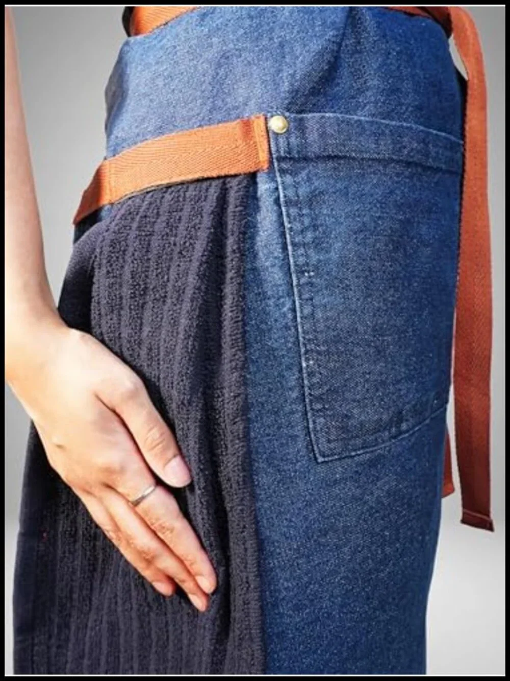 Cotton Denim Bib Apron with 2 Pockets - Adjustable Chef Apron - Machine Washable